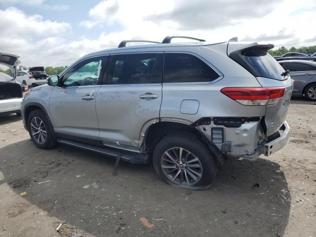 5TDJZRFH6KS568491 - 2019 TOYOTA HIGHLANDER SE 银色 照片 2