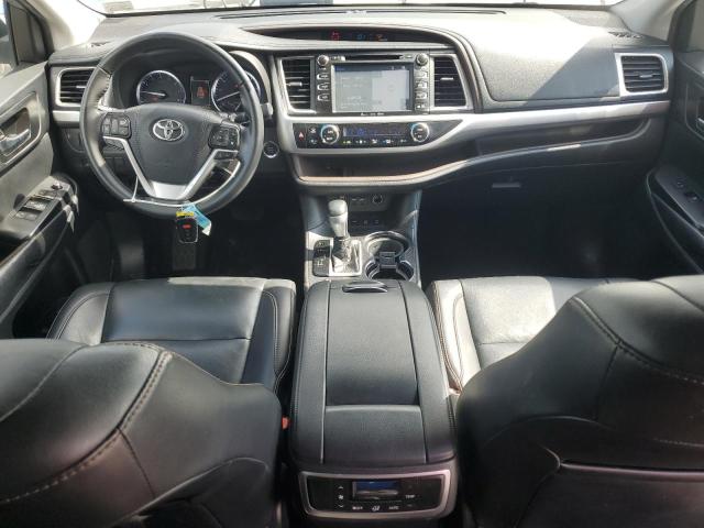 5TDJZRFH6KS568491 - 2019 TOYOTA HIGHLANDER SE 银色 照片 8