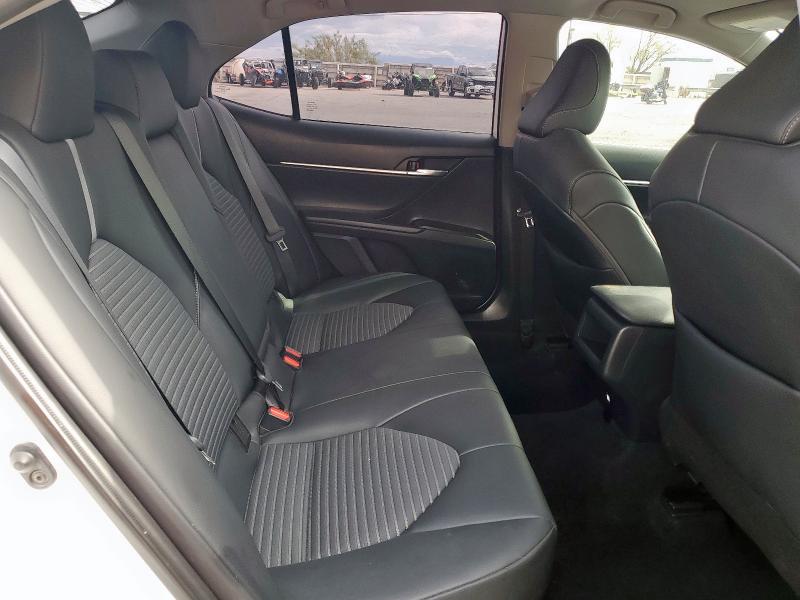 4T1G11AK3PU764456 - 2023 TOYOTA CAMRY SE NIGHT SHADE WHITE photo 10