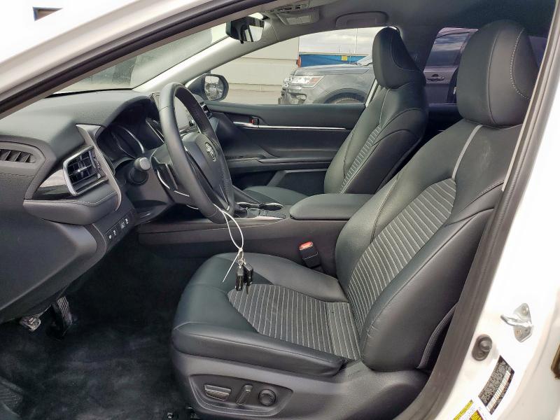 4T1G11AK3PU764456 - 2023 TOYOTA CAMRY SE NIGHT SHADE WHITE photo 7