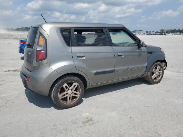 KNDJT2A26A7085863 - 2010 KIA SOUL + GRAY photo 3