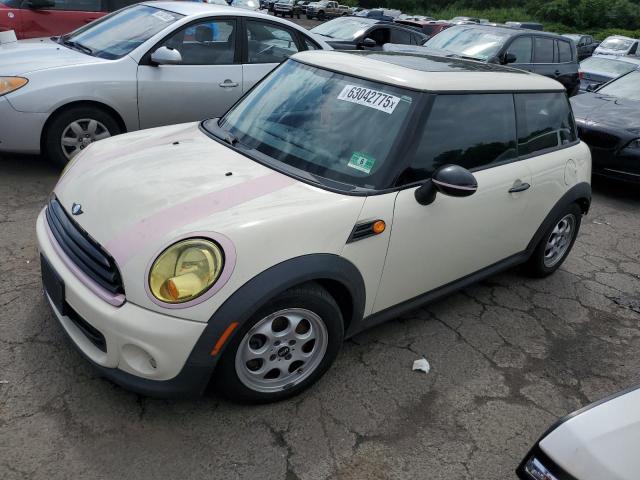 2012 MINI COOPER, 
