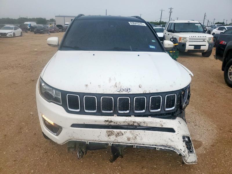 3C4NJDCB4MT512750 - 2021 JEEP COMPASS LIMITED WHITE photo 5