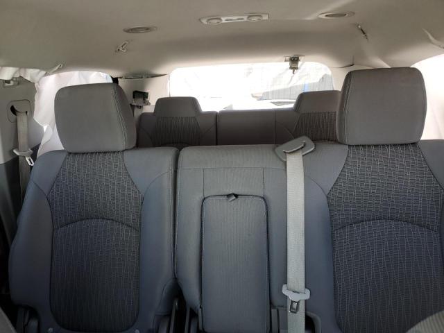 1GNKVGKD4HJ186545 - 2017 CHEVROLET TRAVERSE LT 银色 照片 10