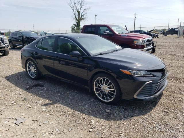 4T1R11AK6NU714995 - 2022 TOYOTA CAMRY LE BLACK photo 4