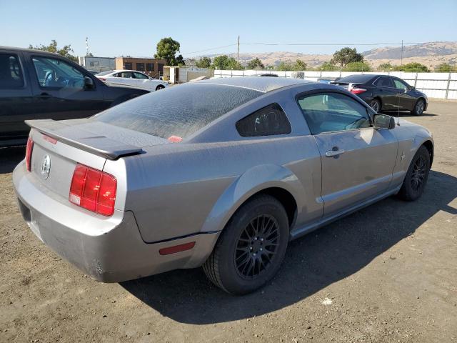 1ZVFT80N575320100 - 2007 FORD MUSTANG GRAY photo 3