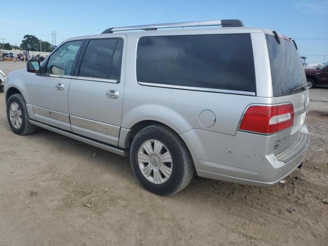 5LMJJ3J57AEJ01059 - 2010 LINCOLN NAVIGATOR L SILVER photo 2