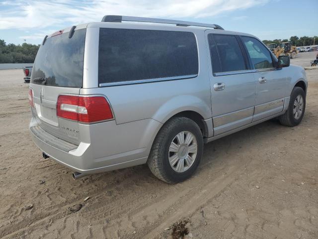 5LMJJ3J57AEJ01059 - 2010 LINCOLN NAVIGATOR L 银色 照片 3