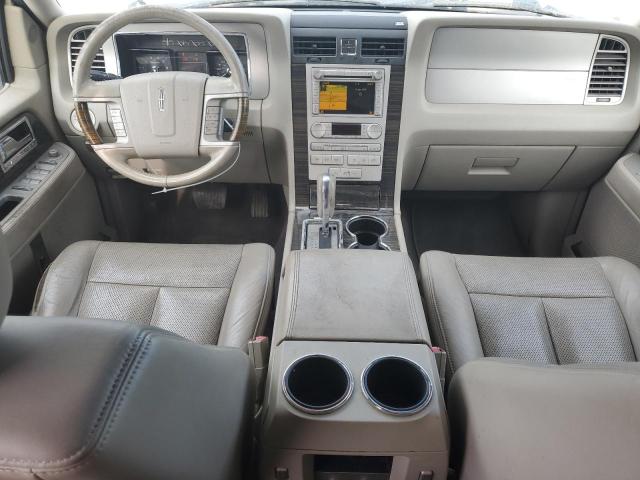5LMJJ3J57AEJ01059 - 2010 LINCOLN NAVIGATOR L 银色 照片 8