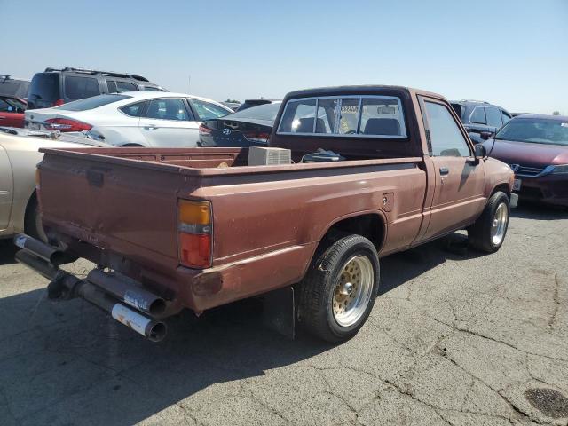 JT4RN50R4F0088807 - 1985 TOYOTA PICKUP 1/2 TON RN50 BROWN photo 3