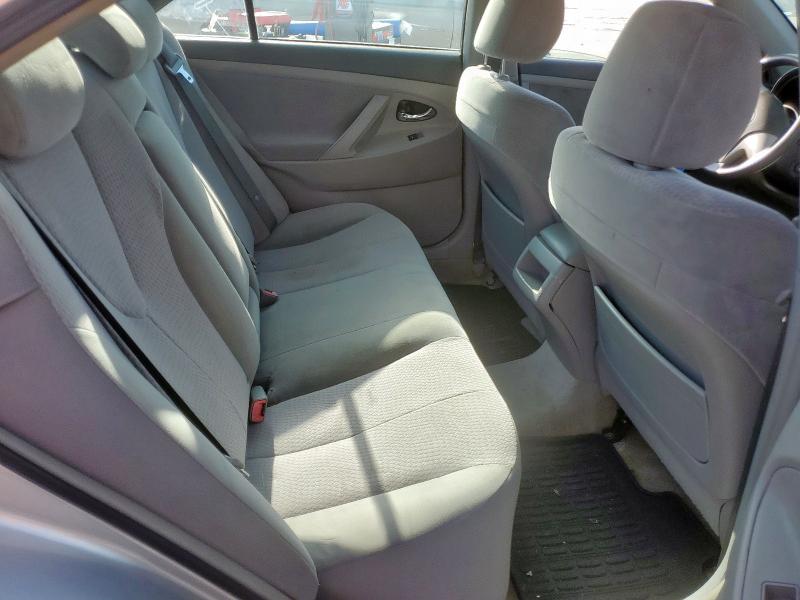 4T1BF3EK3BU131515 - 2011 TOYOTA CAMRY BASE SILVER photo 10