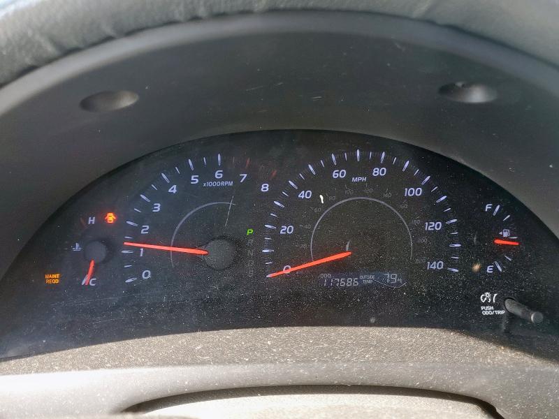 4T1BF3EK3BU131515 - 2011 TOYOTA CAMRY BASE SILVER photo 9