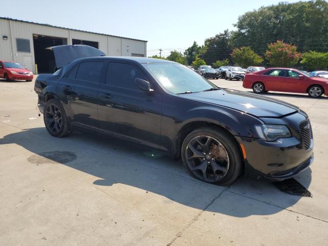 2C3CCAAGXMH533047 - 2021 CHRYSLER 300 TOURING BLACK photo 4