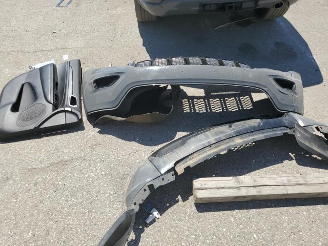 1C4RJFAG8LC197988 - 2020 JEEP GRAND CHEROKEE LAREDO GRAY photo 13