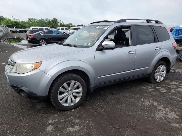 2013 SUBARU FORESTER LIMITED, null