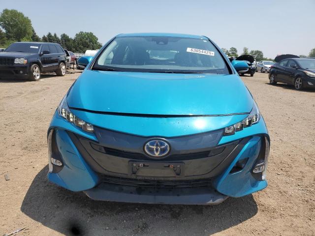 JTDKARFP9H3036780 - 2017 TOYOTA PRIUS PRIM BLUE photo 5