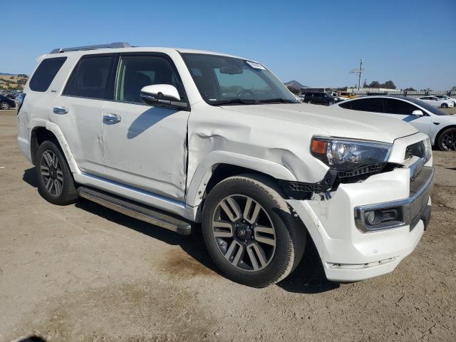 JTEZU5JR6K5211534 - 2019 TOYOTA 4RUNNER SR5 თეთრი ფოტო 4