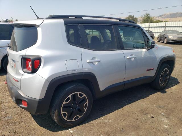 ZACCJBCT8GPD00854 - 2016 JEEP RENEGADE TRAILHAWK SILVER photo 3