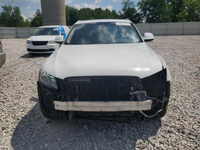 WA1LKAFP1AA047979 - 2010 AUDI Q5 PREMIUM PLUS WHITE photo 5