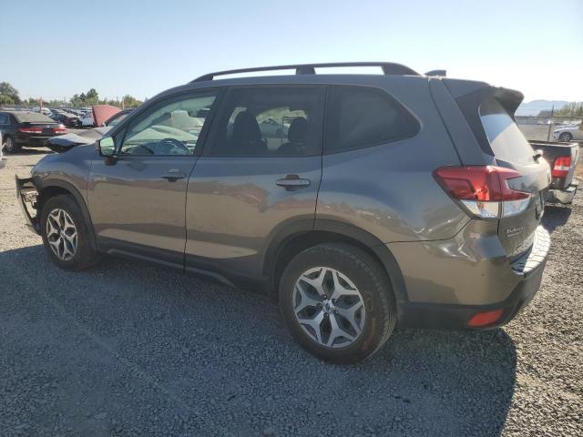 JF2SKAGC7KH549967 - 2019 SUBARU FORESTER PREMIUM GRAY photo 2