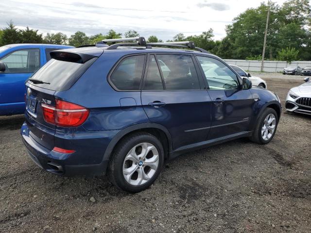 5UXZV8C54CL423101 - 2012 BMW X5 XDRIVE50I BLUE photo 3