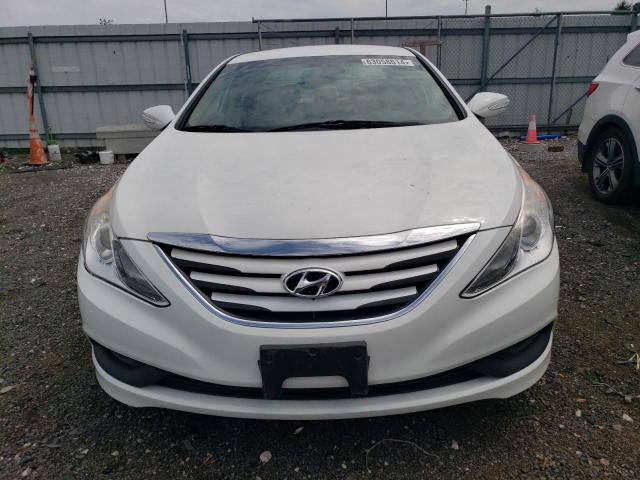 5NPEB4AC5EH819418 - 2014 HYUNDAI SONATA GLS WHITE photo 5