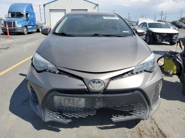 2T1BURHE8JC079071 - 2018 TOYOTA COROLLA L BROWN photo 5