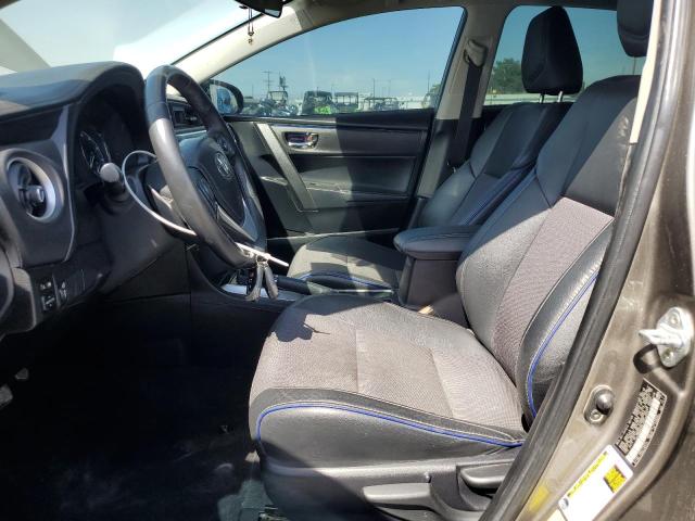 2T1BURHE8JC079071 - 2018 TOYOTA COROLLA L BROWN photo 7