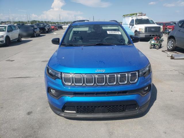 3C4NJCBB2NT229602 - 2022 JEEP COMPASS LATITUDE BLUE photo 5