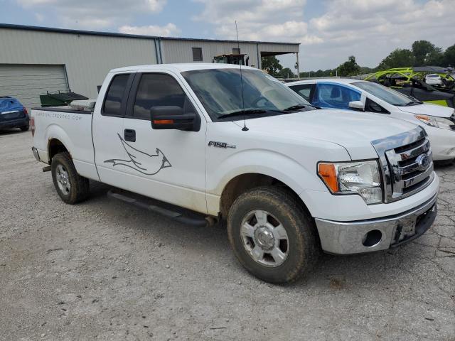 1FTEX1CM4BFB66902 - 2011 FORD F150 SUPER CAB WHITE photo 4