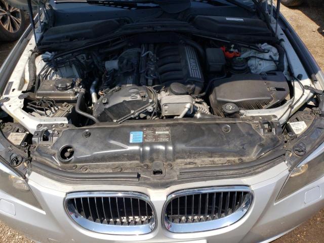 WBANV1C54AC443088 - 2010 BMW 528 XI SILVER photo 11