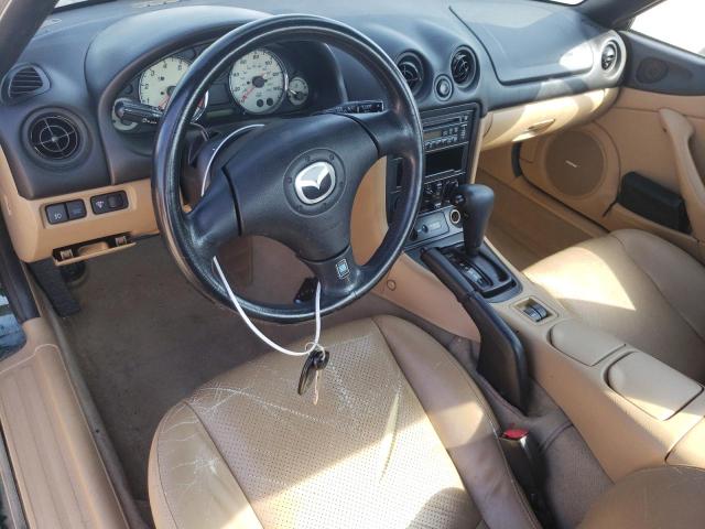 JM1NB353510210129 - 2001 MAZDA MX-5 MIATA BASE GREEN photo 8