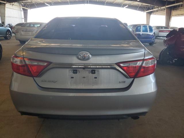 4T1BF1FK8HU739784 - 2017 TOYOTA CAMRY LE SILVER photo 6