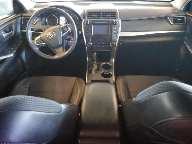 4T1BF1FK8HU739784 - 2017 TOYOTA CAMRY LE SILVER photo 8