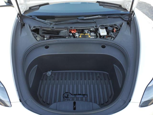 5YJ3E1EA7NF144143 - 2022 TESLA MODEL 3 WHITE photo 11
