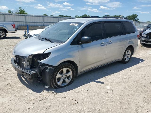 2016 TOYOTA SIENNA LE, 