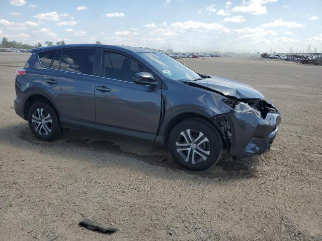 JTMBFREV2JJ247743 - 2018 TOYOTA RAV4 LE Сұр фото 4