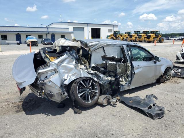 4T1B61HK3JU053171 - 2018 TOYOTA CAMRY XSE GRAY photo 3