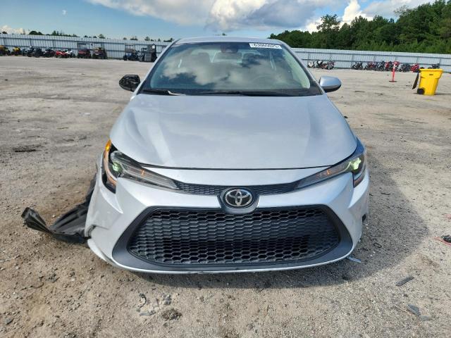 5YFEPMAE8MP218962 - 2021 TOYOTA COROLLA LE 银色 照片 5