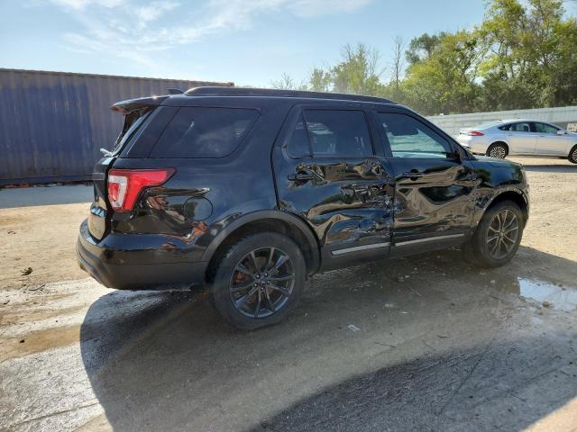 1FM5K8D84HGA64118 - 2017 FORD EXPLORER XLT BLACK photo 3