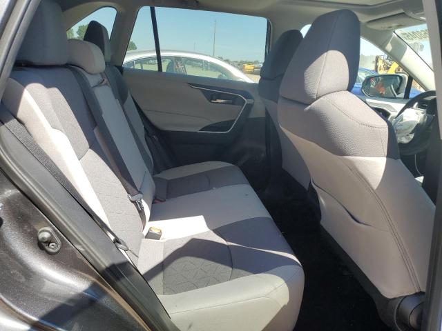 2T3P1RFV5LC131008 - 2020 TOYOTA RAV4 XLE Gris foto 11
