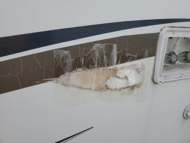 4YDT31824ET410741 - 2014 KEYSTONE PASSPORT 白色 照片 9