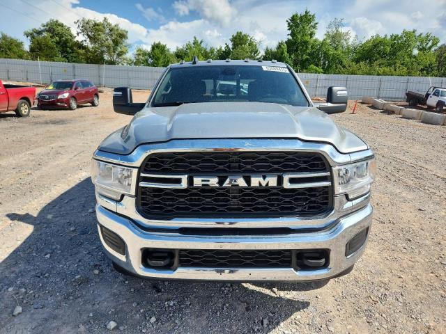 3C6UR5CL7PG529324 - 2023 RAM 2500 TRADESMAN Серебристый фото 5