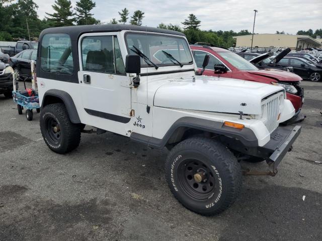 2BCHV81S2JB540552 - 1988 JEEP WRANGLER S WHITE photo 4