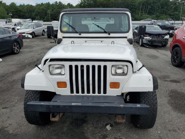 2BCHV81S2JB540552 - 1988 JEEP WRANGLER S WHITE photo 5