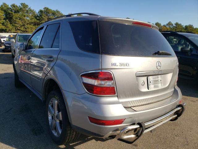 4JGBB8GB3BA712987 - 2011 MERCEDES-BENZ ML 350 4MATIC GRAY photo 3