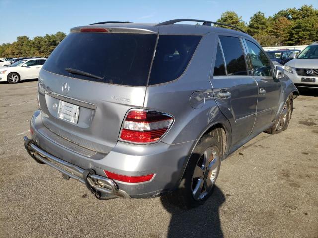 4JGBB8GB3BA712987 - 2011 MERCEDES-BENZ ML 350 4MATIC GRAY photo 4