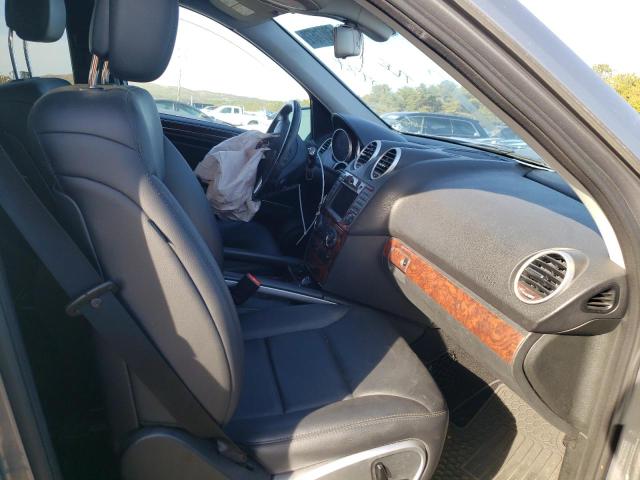 4JGBB8GB3BA712987 - 2011 MERCEDES-BENZ ML 350 4MATIC GRAY photo 5