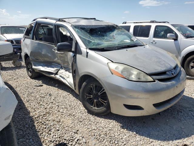 5TDZK23C78S125301 - 2008 TOYOTA SIENNA CE SILVER photo 4