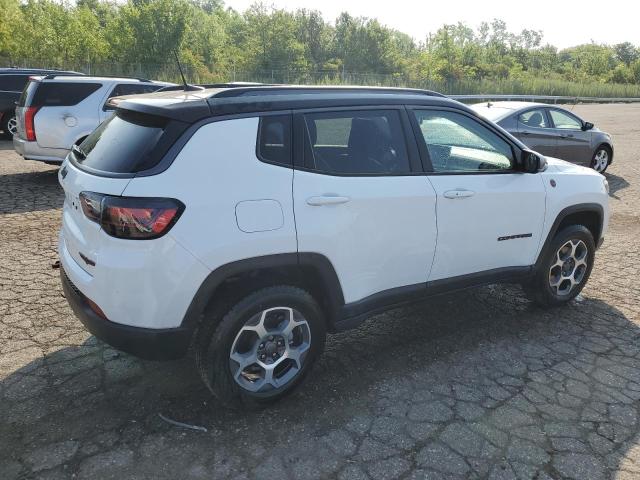 3C4NJDDB5NT143137 - 2022 JEEP COMPASS TRAILHAWK WHITE photo 3